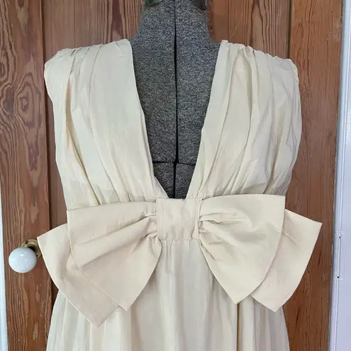 BUCKET LIST Darcy Cream Big Bow Deep V Babydoll Coquette Mini Dress