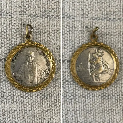 Vintage Pope Paulus VI Saint Christopher Italy Catholic 2 Tone Medal Gold