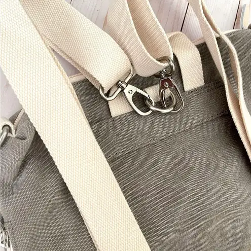 NWOT Canvas Artisan Floral Boho Convertible Crossbody Backpack Tote Bag Gray