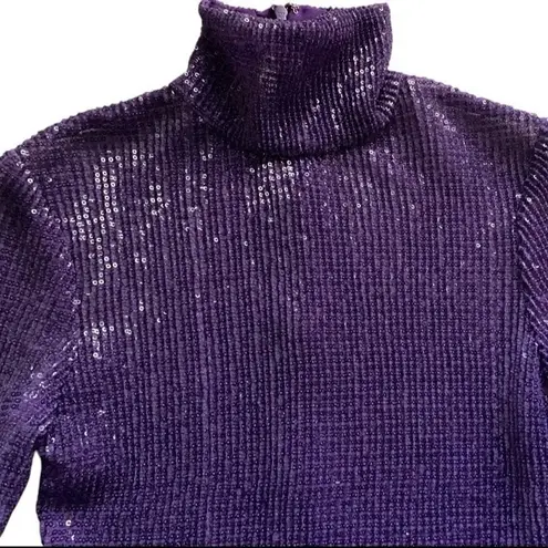 LaQuan Smith Sequined Mesh Turtleneck Top
Size XS