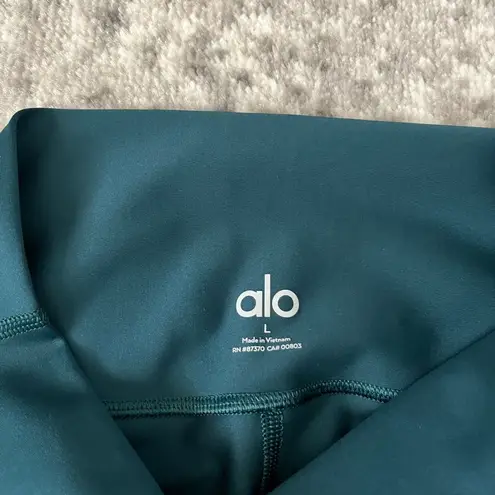 Alo Yoga High-Waist Airlift Legging in Galactic Teal