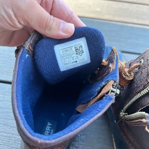 Sperry  Duck Boots in Brown and Navy - Image 3