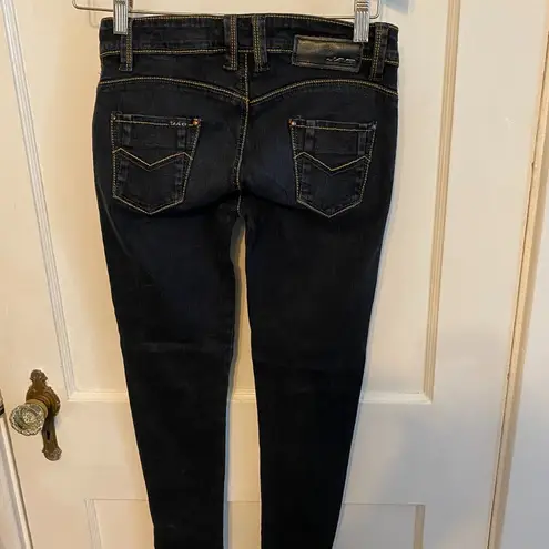 Jag jeans women's black with yellow stitching 25