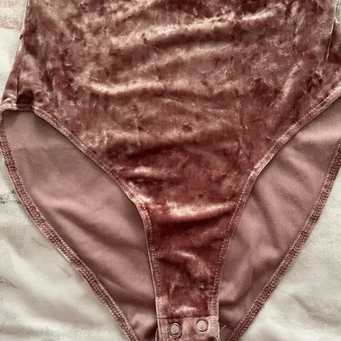 Forever 21  velvet brown velour square neck adjustable strap bodysuit, size S