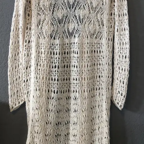 American Eagle Cream/Tan Knit Sweater