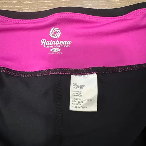 Plus Size 1X Black and pink athletic capri yoga leggings