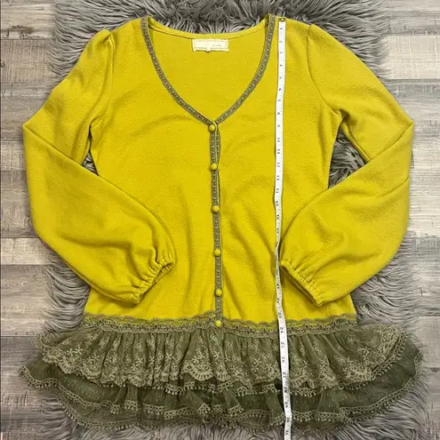 A’Reve soft brushed cardigan with tiered lace trim L Green Size L
