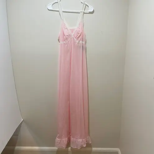Vintage Olga Pink Nylon Lace Trim Long Nightgown Lingerie Size M NWT Deadstock Size M