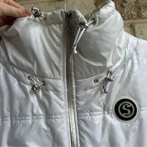 White Pearl women’s puffer size small