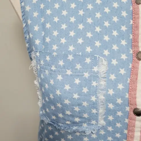 Love Riche patriotic distressed button down size medium