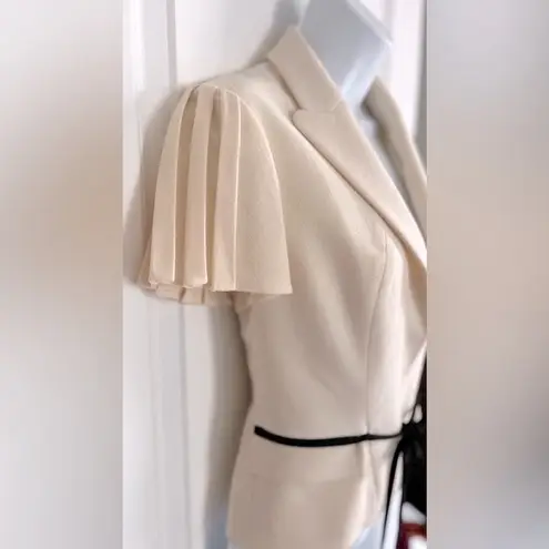 Valentino Garavani Valentino Ivory Stretch Wool Crepe Pleated Short Flutter Sleeve Blazer, Size 6