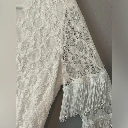 Pink Lily  Meet Me On Broadway Ivory Fringe Sleeve Lace Long Sleeve Bodysuit sz M