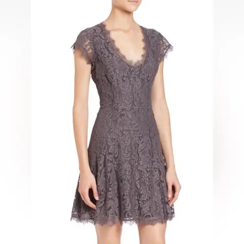 Joie 'Eshe' Gray Scalloped Lace V-Neck Fit & Flare Party Dress Size 4