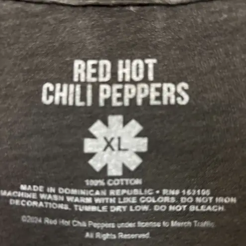 Red Hot Chili Peppers Backstage Pranks Rock Band T-Shirt Size Extra Large