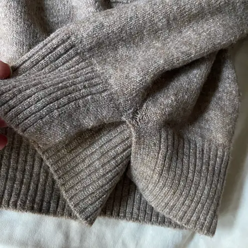 Soft Knit Cropped Light Brown Earth Tone Sweater Layering Boho 90s Minimalist Brown Size M