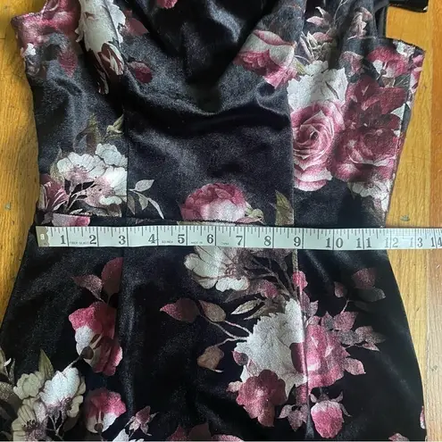 Black Halo Black Floral Velvet Knee Length Sheath Dress Size 0