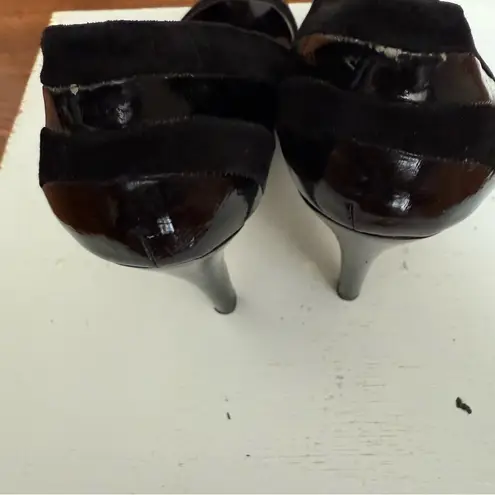 Nine West Classic Black Rounded Toe Heels