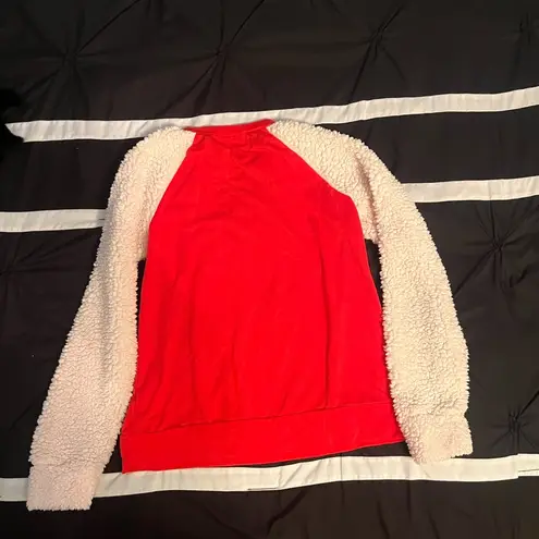 Santa shirt with fuzzy sleeves Red Size M