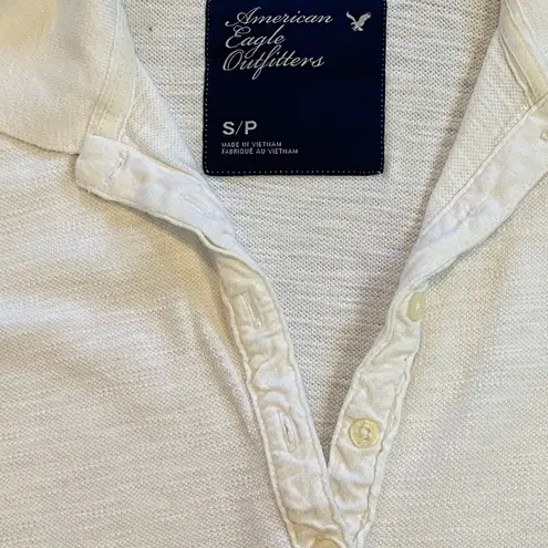 American Eagle 🌺🎉HP🎉🌺 A/E White Polo Short Sleeve Shirt