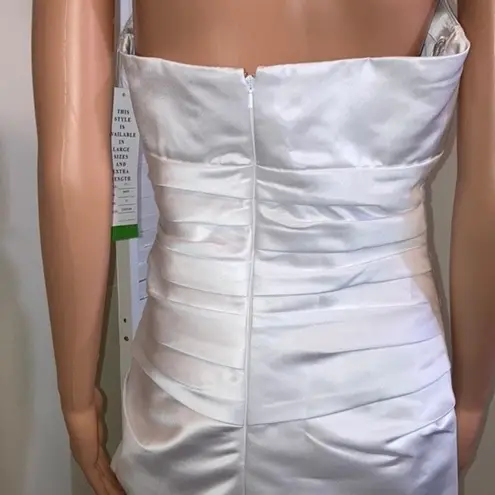 Bill Levkoff Size 12 white short sweetheart satin halter dress NWT