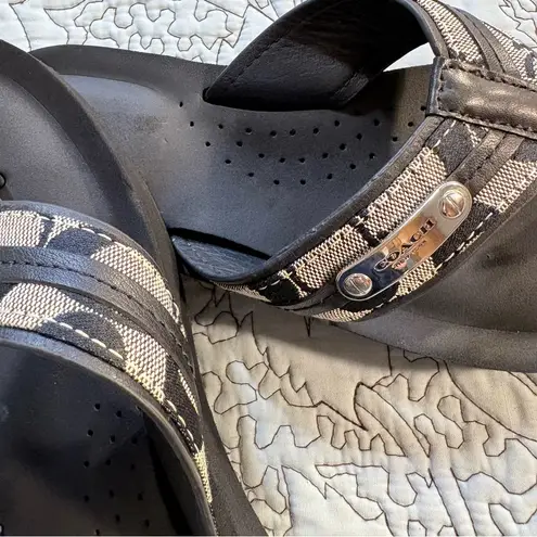 Coach  Jodee Signature C Thong Sandals Black Canvas Leather Women’s 8.5 🧡