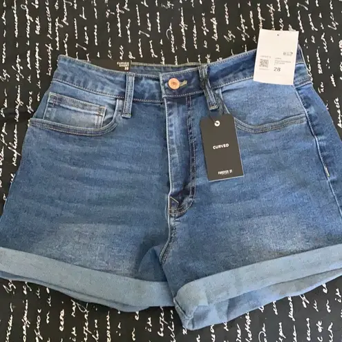 Forever 21 NWT Denim Curvy Shorts