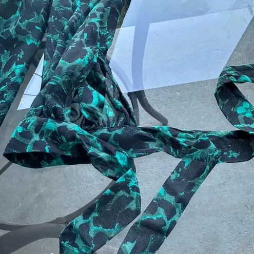 Isabel Maternity Floral Chiffon Long Sleeve Corsetry Top in Green/Black Size XXL