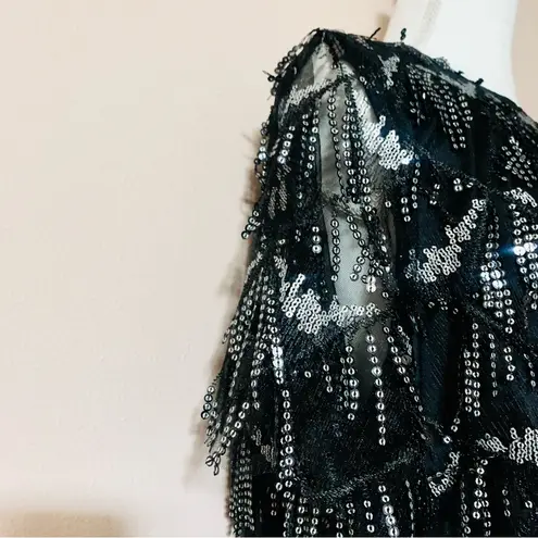 Arula Black & Silver Diamond Sequin Fringe Shimmer Short Sleeve Blouse. Size XL