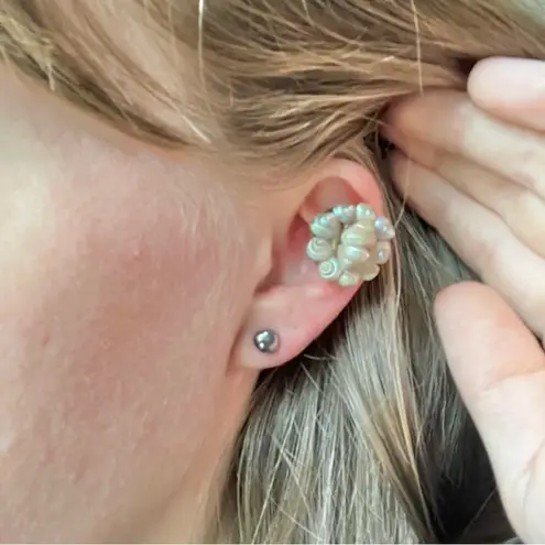 Vintage Mini Conch Screwback Earrings “Zinaida” Seashell Cluster Mermaidcore Jewelry Silver