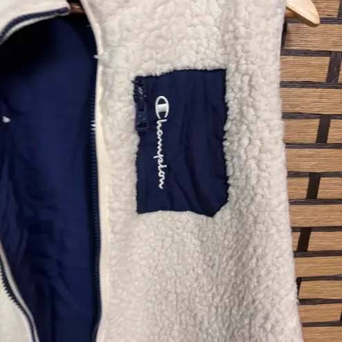 Champion  Navy And Cream Reversible‎ Vest