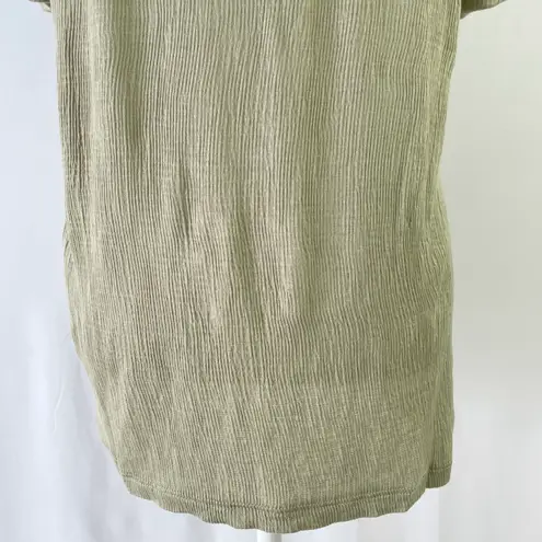 Lumière New Rolled Short Sleeve V-Neck Tee Olive Green