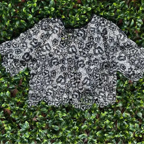 Chris McLaughlin Women's crochet cardigan with floral pattern early 2000’s Black Size XL