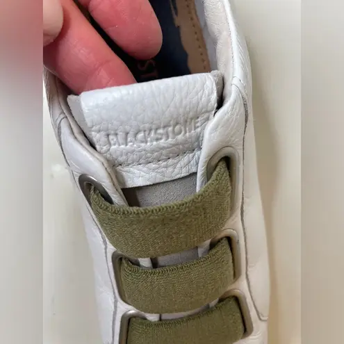 Blackstone Women’s Low Sneakers 3 Strap White Lizard Size 11