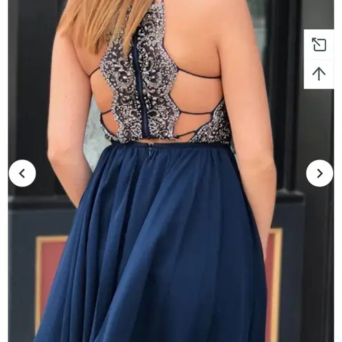 Intrigue NWT size 6 by Blush beaded navy homecoming dress