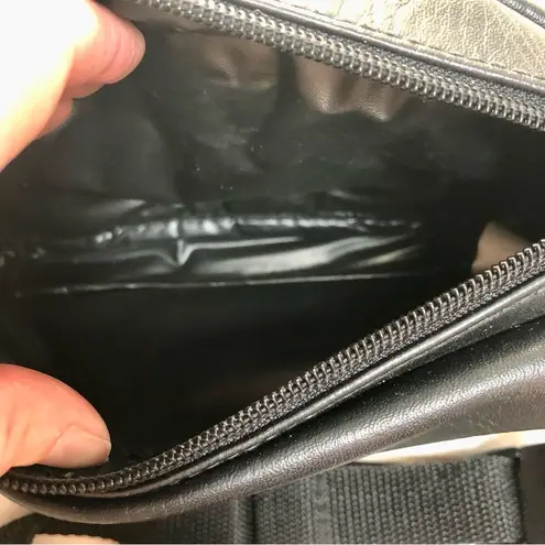 Vintage 80s 90s Auburn Woods Fanny Pack Belt Bag Faux Leather Crossbody Two Tone Black