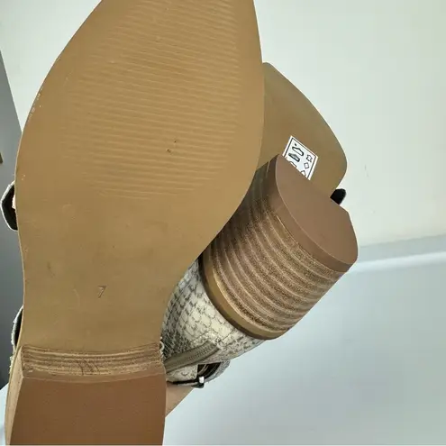 NWT Crevo Snakeskin Ankle Booties Sz 7 Buckle Straps Stacked Heel Black