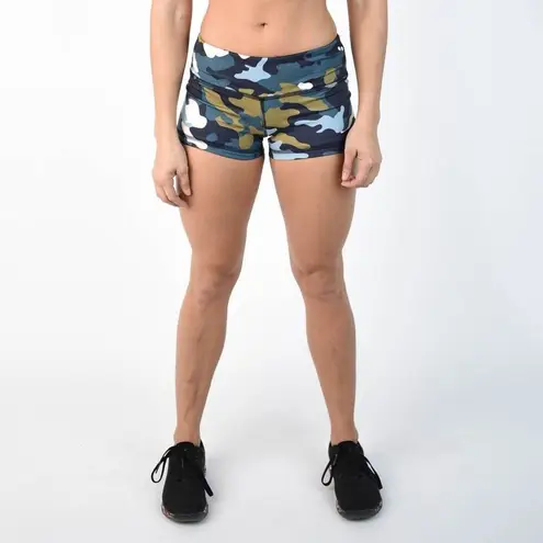 Fleo Alpine Camo Olive OG shorts size small Green