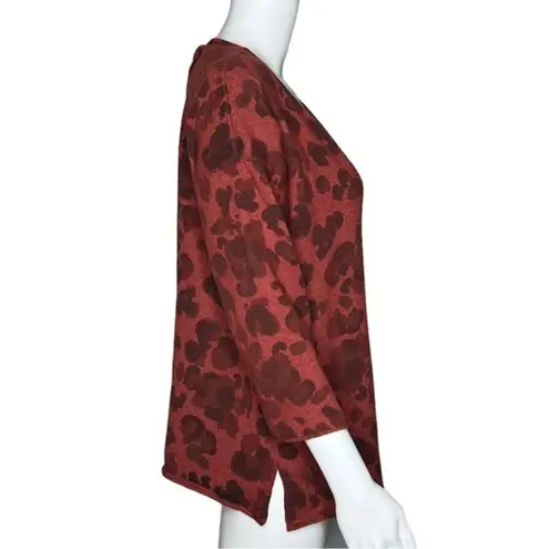 Democracy Shirt Womens XL Red Cheetah Print Twist Back Open Back Grunge Edgy Fun