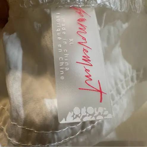 FP Movement Women's Elastic Waist Parachute Activewear Pull On Pants Size XL White