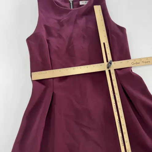 Of Mercer Dress Womens 8 Sleeveless Fit Flare Stretch Zip Back Classic Workwear Purple