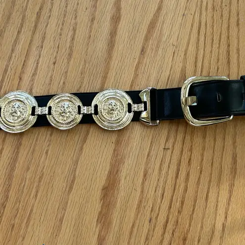 New York Studio Ladies Black Gold Leather Belt Medium Medallion Vintage