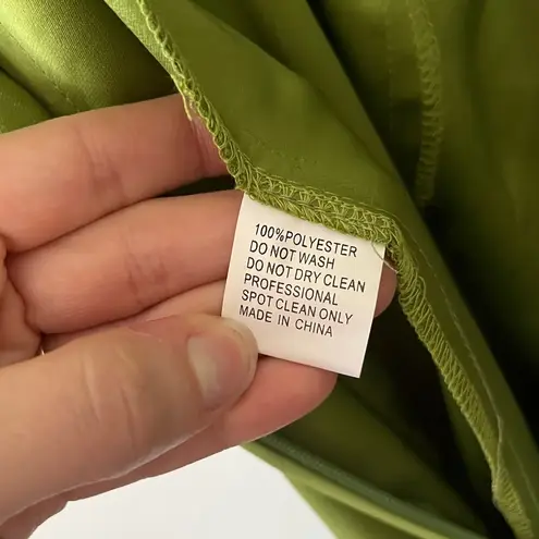 Mac Duggal 2630 Apple Green Cut Out Puff Sleeve Gown with Sequins Womens Size 8