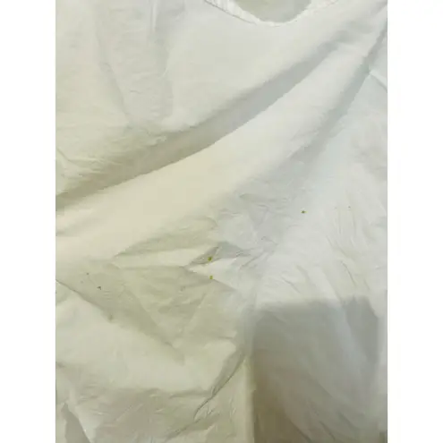 BY ANTHROPOLOGY White V