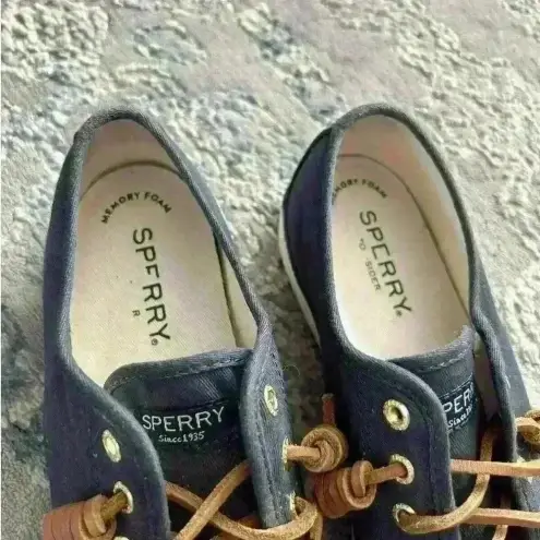 Sperry  Women's Crest Vibe Canvas Sneaker Navy‎ STS85707 Size W-5