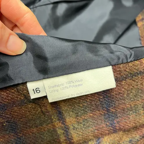 International scene brown plaid blazer 16