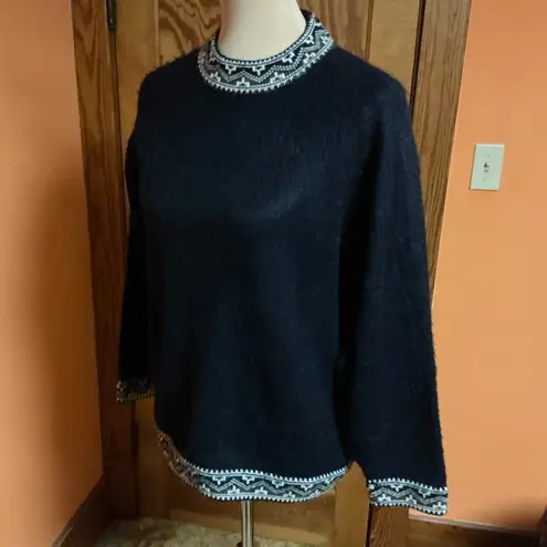 Vtg Peruvian Alpaca Aztec Soft Fuzzy Sweater Blue Size M