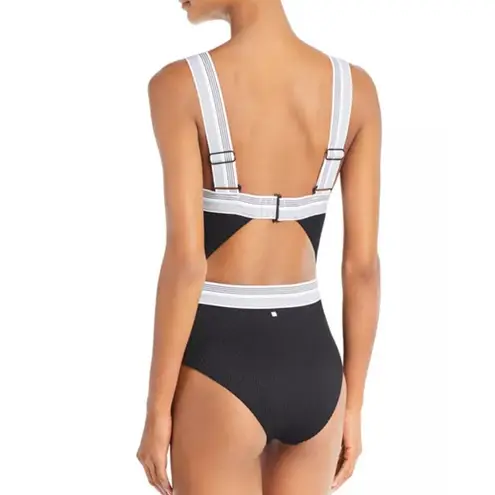 Dolce Vita Fast Lane Blair Cutout One