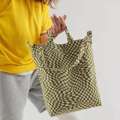 Baggu Rare  Duck Bag in Green Moss Trippy Cute Checks Checker Pattern Chartreuse