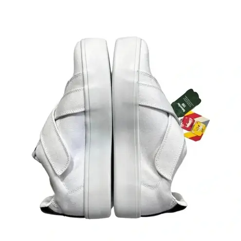 NWT GOATS White 728 Platform Sneakers Size 9