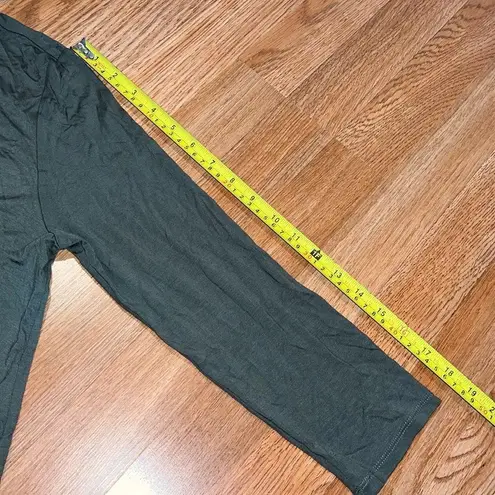 Cable & Gauge Long Sleeve Yoga Top NWOT